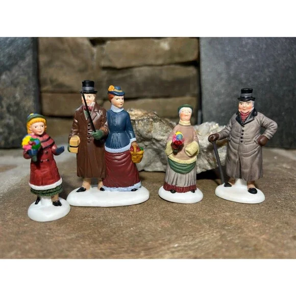 Dept 56 Chelsea Lane Shoppers    #5816-5 with box