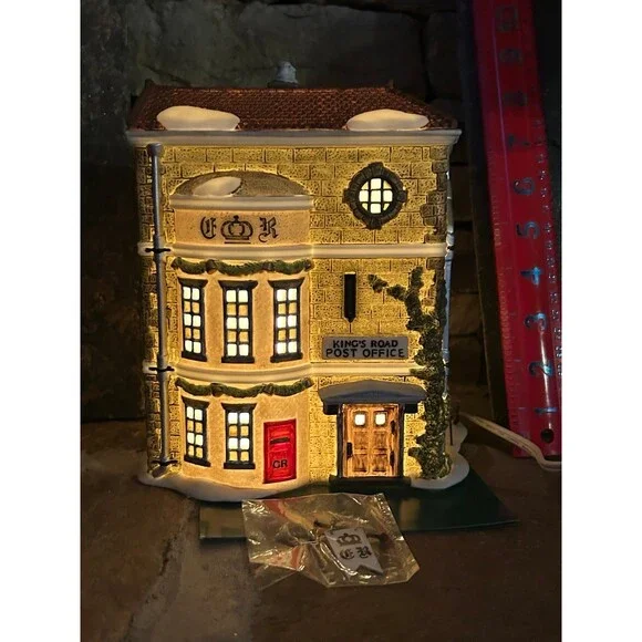 Department 56 Kings Road Post Office Dickens Village Lighted Boxed #58017