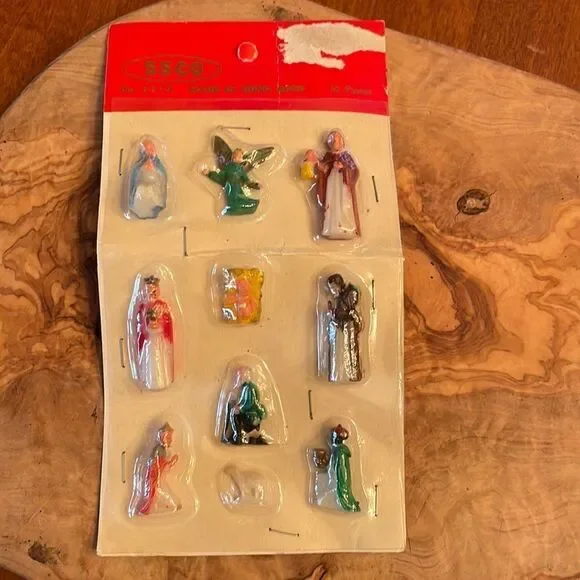NEW. Vintage Miniature Plastic Nativity Set
