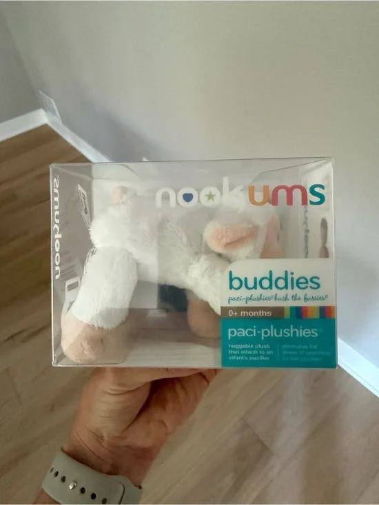 Nookums Paci-Plushie Buddies - Lovie Lamb (NWT)
