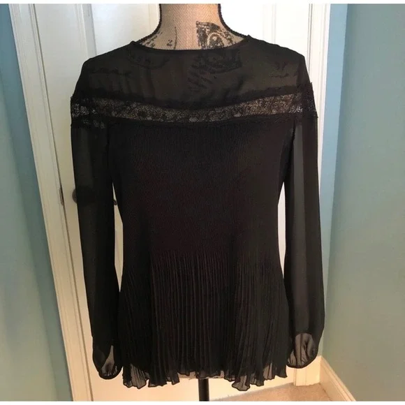 Siani Milano Black V-Neck Sweater Pleated Crochet Lace Balloon Sleeve Size Small