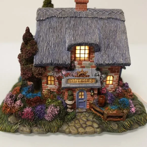 Hawthorne Village Seaside Thomas Kinkade Seaside Antiques Lighted COA 79638