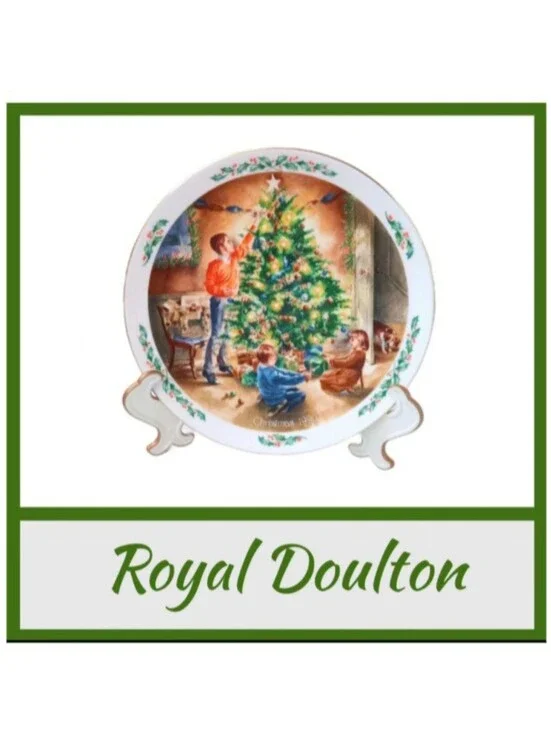 Vintage Royal Doulton Family Christmas 1990 China Plate | EUC