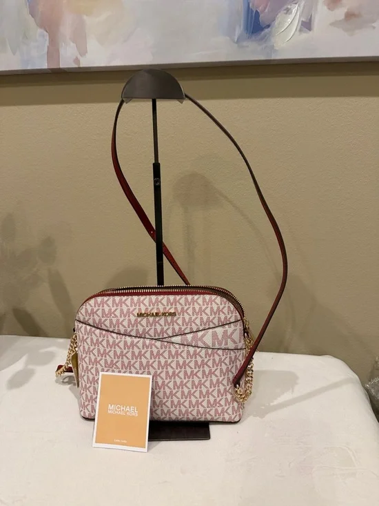 Michael Kors Jet Set Travel Medium Dome Crossbody Bag.