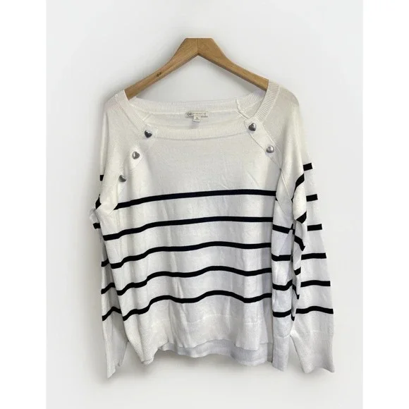 Cato‎ Women's XL White/Black Sweater Boatneck Side Heart Buttons Pullover Top
