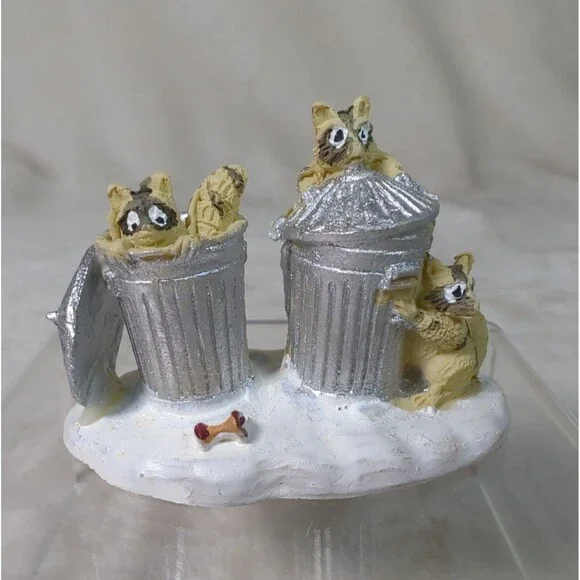 Lemax 2004 Christmas Village Trash Bandits Racoons Garbage Cans 42878 Figurine