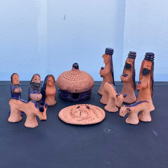 Blue Glaze Terrracota Mexican Nativity Set Folk Art Hand Painted Pottery 11 Pcs