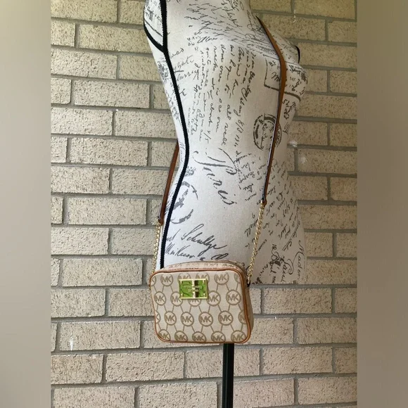 Michael Kors Khaki Tan Cream Crossbody Small Purse Leather Strap Card Pockets