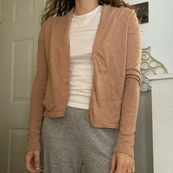 BCBGMAXAZRIA Merino Wool Crop Cardigan cut out back Tan‎ XS