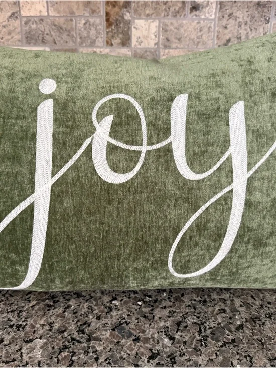 Holiday 'Joy' Decorative Pillow - Green