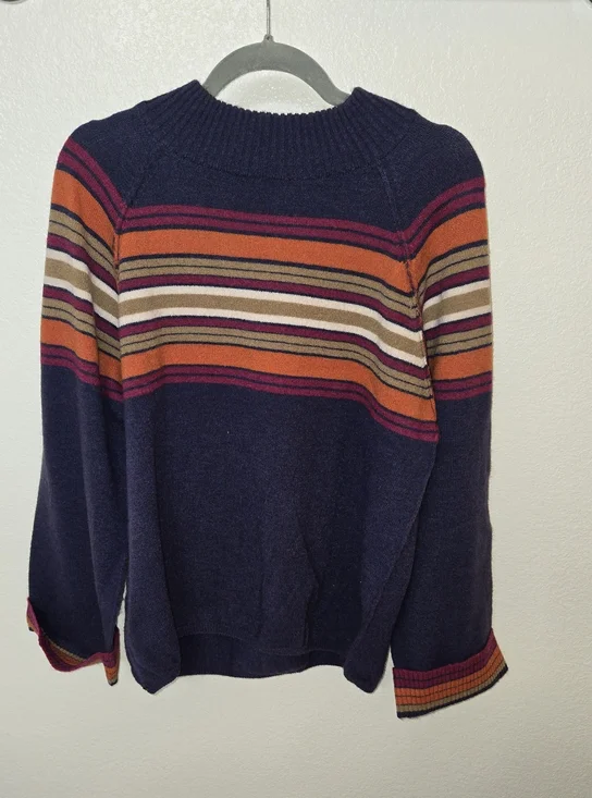 Democracy Navy Knit Crewneck Sweater Size‎ Large