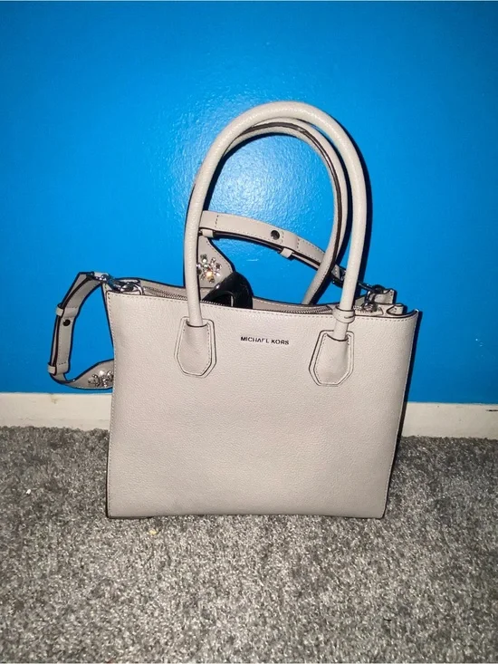 Michael Kors Light Taupe Leather Shoulder Bag