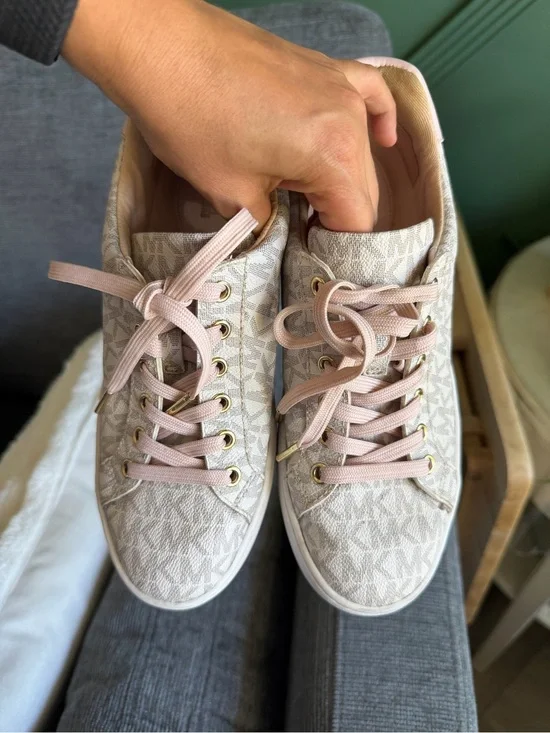 Michael Kors Beige/Blush Logo Lace-Up Sneakers