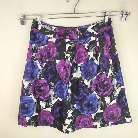 Michael Kors Floral Silk Skirt w Pockets 10 Womens Pleated Dark Moody Flower