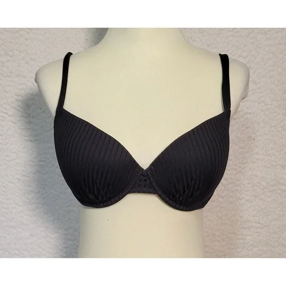 SHADE & SHORE Women's Black Bikini Top Size 34DD Ribbed Underwire Padded 1732