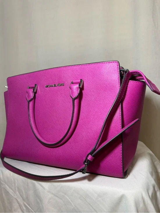 Michael Kors Saffiano Leather Tote - Hot Pink
