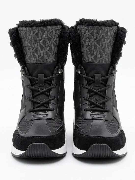 Michael Kors liv wedge bootie’s