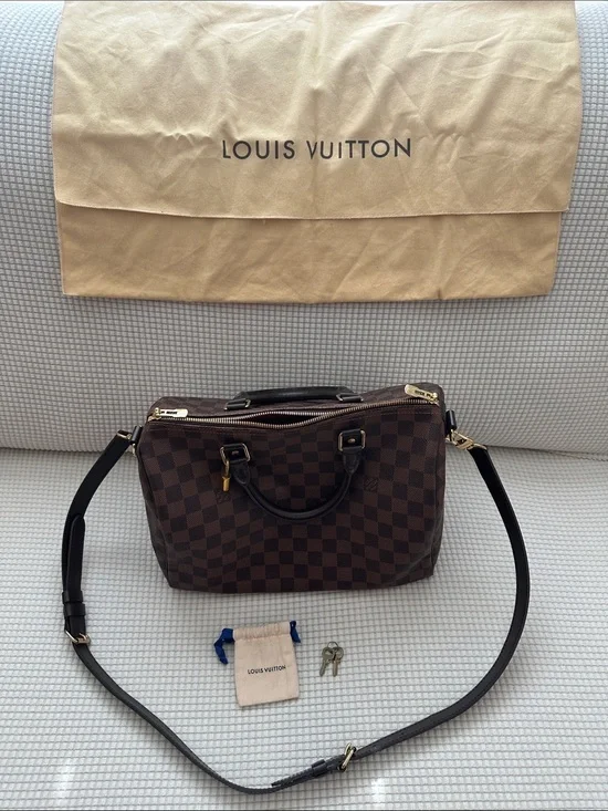 Louis Vuitton Speedy 30
