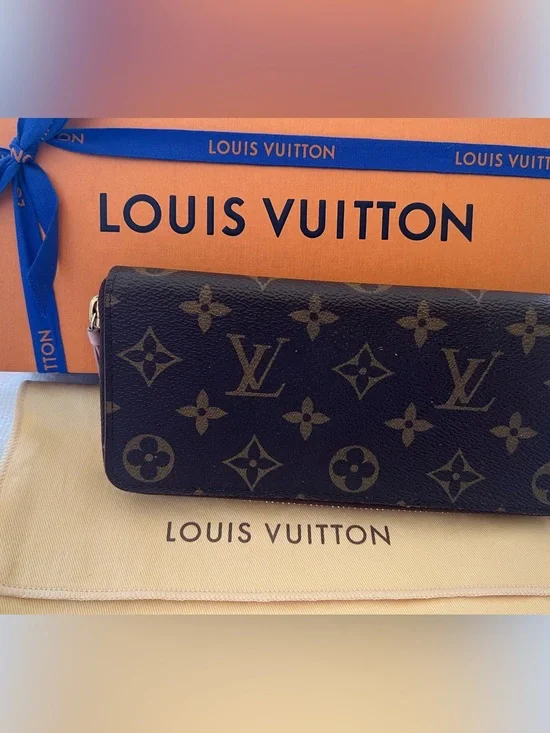 LOUIS VUITTON Clemence Wallet Monogram with Rose Ballerine with Box & Dust Bag