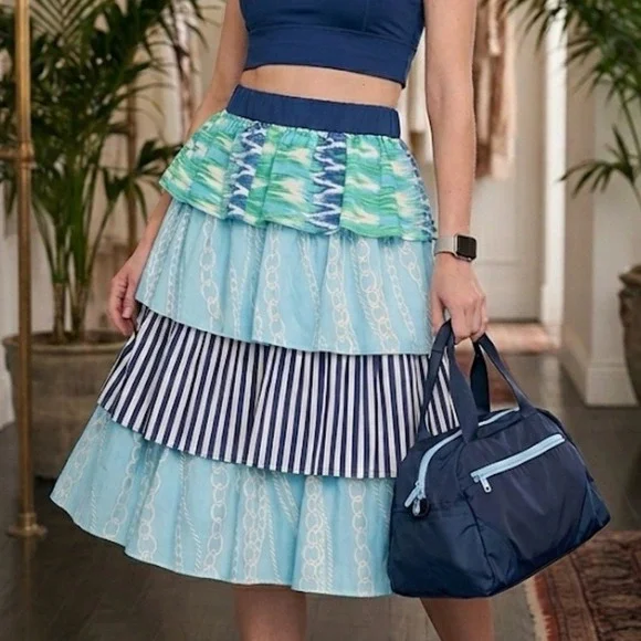 Dainty Jewells Blue Green Tiered Modest Swim Skirt‎ with Built-in Shorts Large