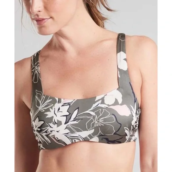 -‎ NWT Athleta Aqualuxe Wildflower Bikini Top size medium
