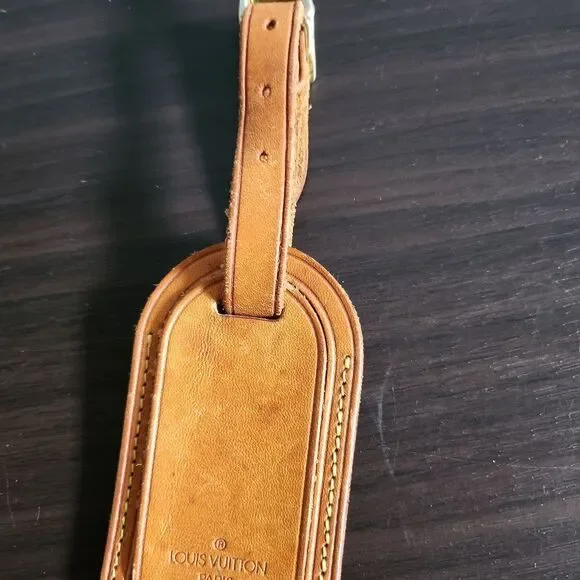Louis Vuitton Brown Leather Travel Tag