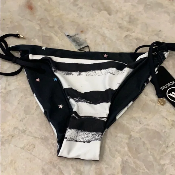 NWT‎ WILDFOX
