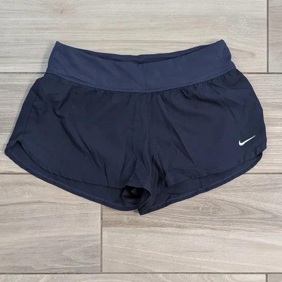 🥁 Nike Solid Element Swim Shorts