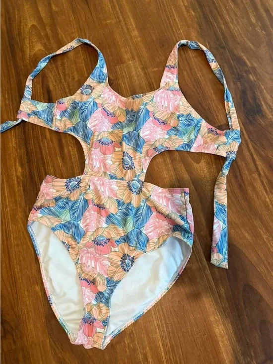 Juicy couture Floral Cutout Swimsuit - Pink, yellow & Blue