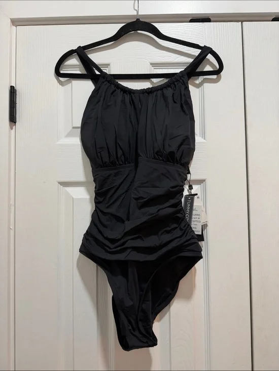 NWT LA BLANCA Black One-Piece Tummy Control Swimsuit 14