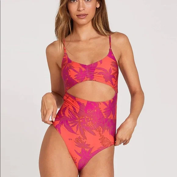 NWT VOLCOM Darling Womens Palm Fun Day 1‎ Piece Swimsuit!  Ladies size small!