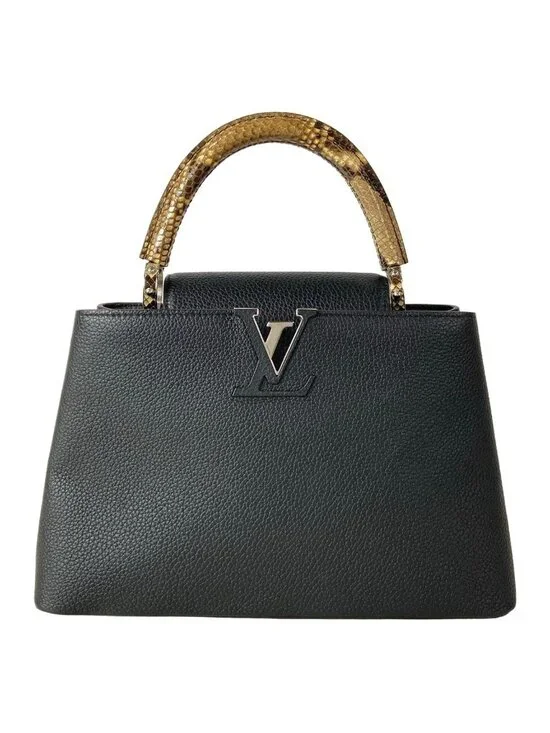 Louis Vuitton Handbag Capucines MM Noir Leather Cowhide