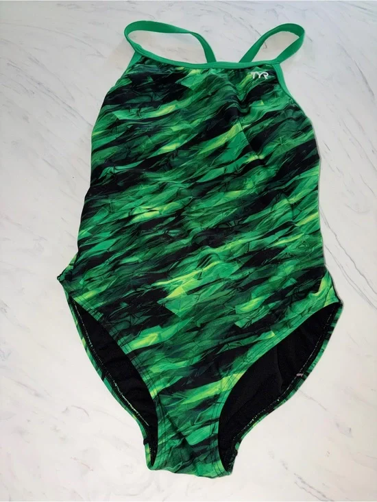 Tyr performance green black stripe racing suit sport Vitric 1 Piece Swimsuit 38