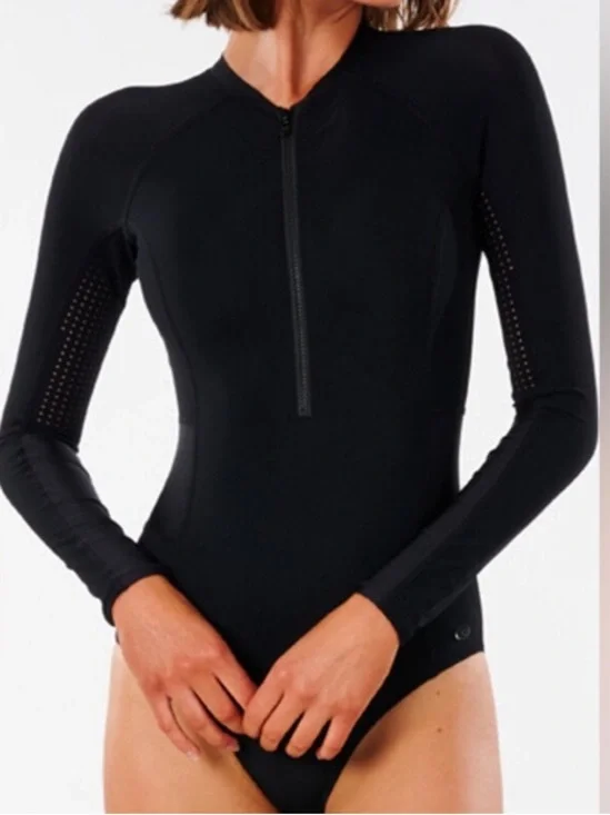 Rip curl mirage ultimate uv surf suit swim M