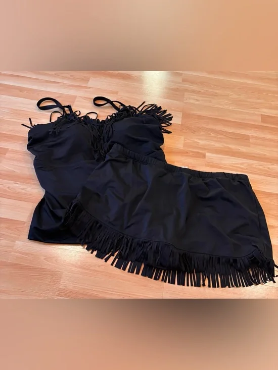 Swimsuits for all Black 2 Piece With Fringes