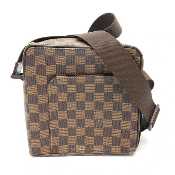 LOUIS VUITTON Brown Damier Canvas Pochette Shoulder Bag