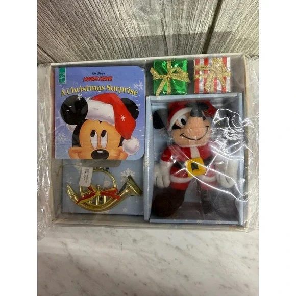Disney Mickey Mouse A Christmas Surprise Gift Set Plush Book Ornament Vintage