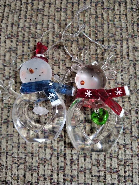 Decorative Crystal Clear Plastic Snowman With Set Of 2 SNOW FLAKE Ornament 2.5