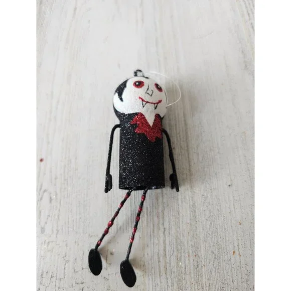 Pier‎ 1 Dracula glitter metal Halloween ornament unique rare sparkle