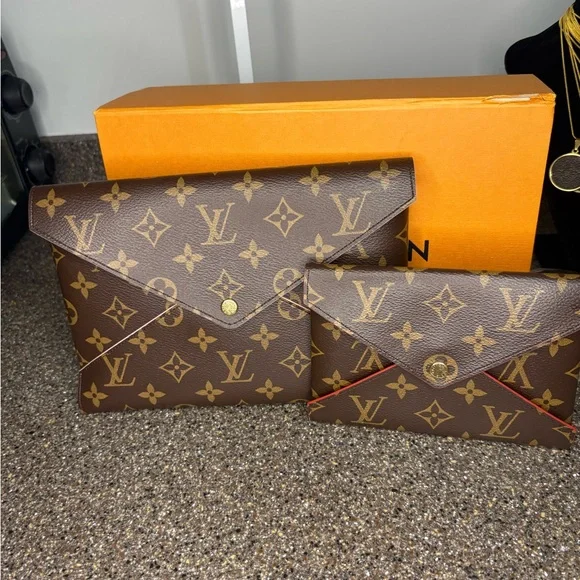 Louis Vuitton Monogram Envelope Clutch Set