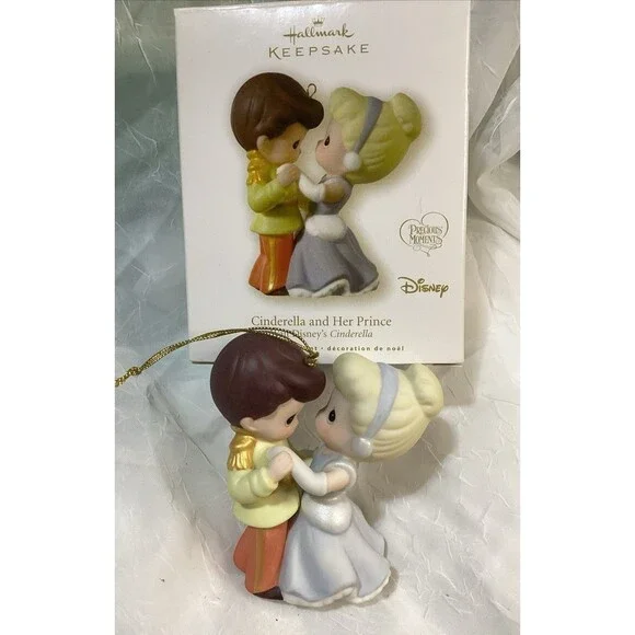 Disney Cinderella & Her Prince Hallmark Keepsake Precious Moment Ornament NIB