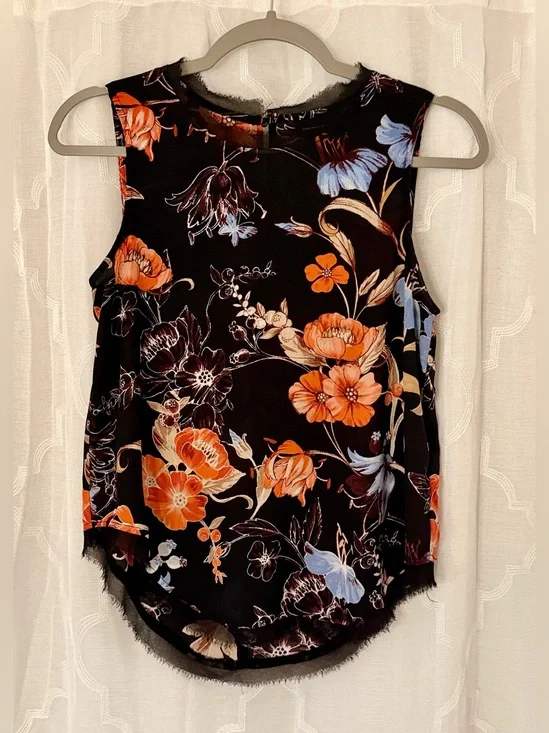 Who What Wear Black Floral Sleeveless Blouse | XS