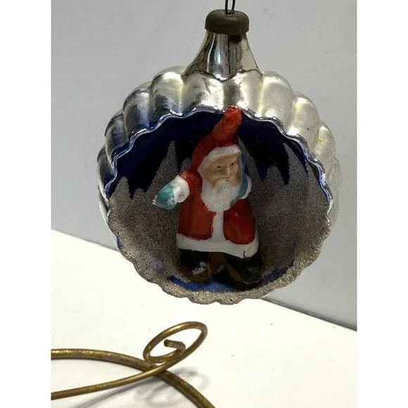 Vintage Glass Santa Diorama Indent Christmas Ornament Made in Italy Silver