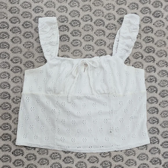 Aeropostale White Eyelet Ruffle Blouse