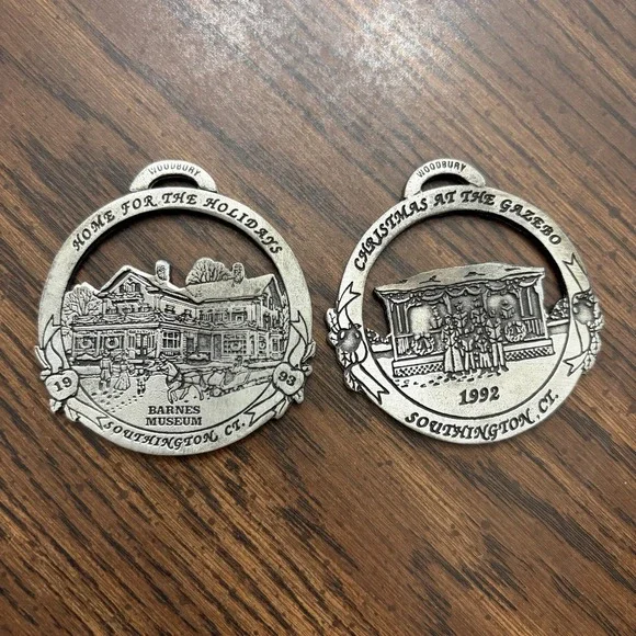 Woodbury Pewter Southington CT Christmas Ornaments 1992 1993 Barnes Museum Set 2