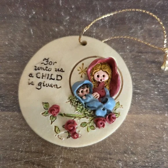 LaBerge Christmas Tree Ornament Decoration Dimensional Round Baby Jesus Vintage‎