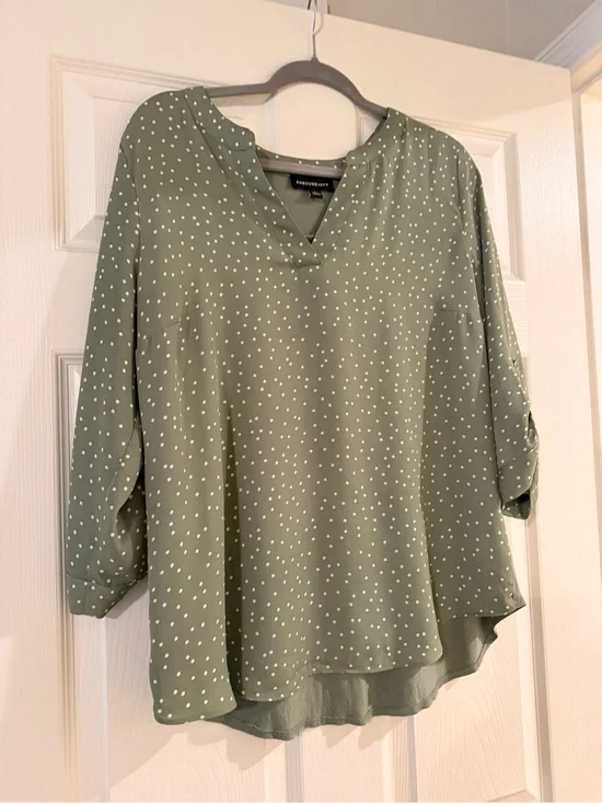 Fortune + Ivy Olive Green Polka Dot V-Neck Blouse