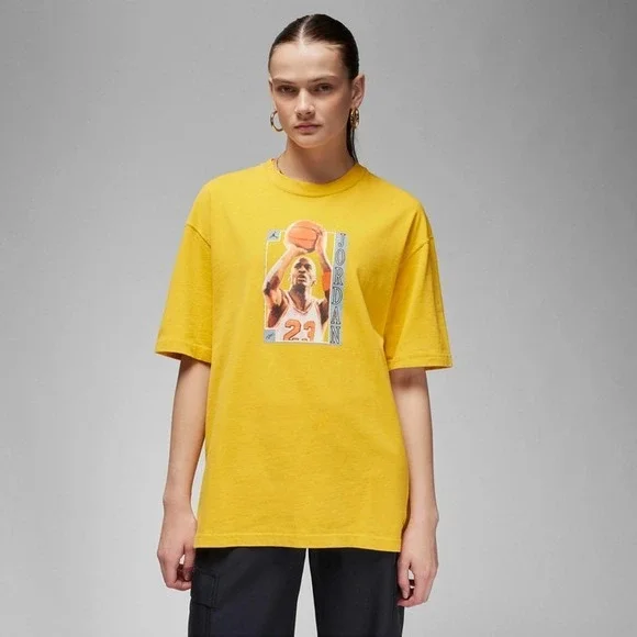 Nike Jordan Womens‎ T-Shirt Michael Jordan Yellow FN5375-752 Size XL