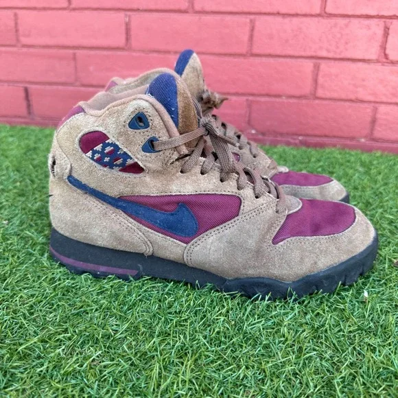 Vintage 90s Nike ACG Hiking Boots Caldera Brown Burgundy Blue Women 8.5 Gorpcore