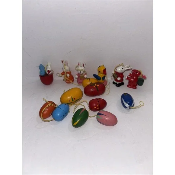 Lot Of 15 Vintage Wooden Miniature Ornaments For Easter Tree Red One Is Damaged